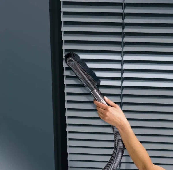 Blinds Cleaning